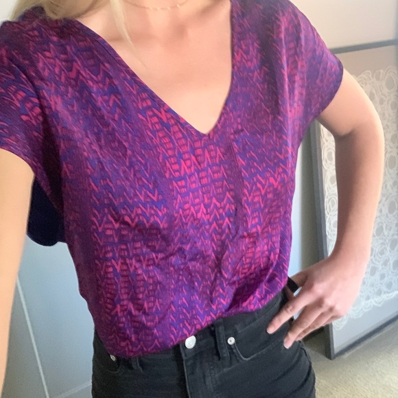 Aztec Print Top - Picture 4 of 7